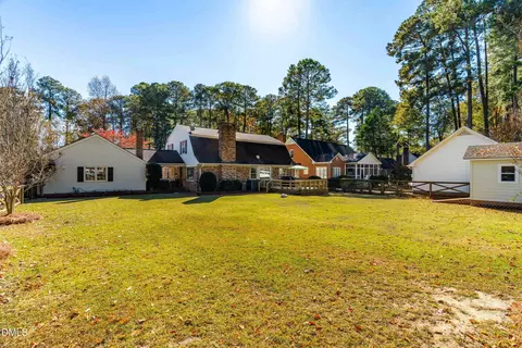 Exterior - 1102 S Crescent Dr, Smithfield, NC 27577 photo 11 of 13