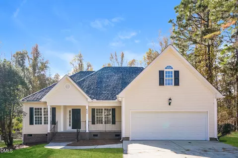 400 Rocky Run Ln, Lillington, NC 27546