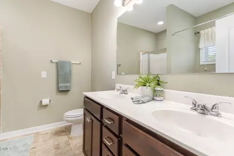 Bath - 80 Heron Point Way, Garner, NC 27529 photo 2 of 4