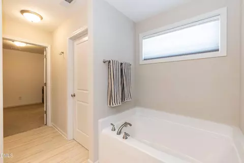 Bath - 93 Mountain View Dr, Garner, NC 27529 photo 1 of 2