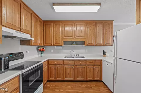 Kitchen - 46 Budd Godwin Ln, Dunn, NC 28334 photo 1 of 5