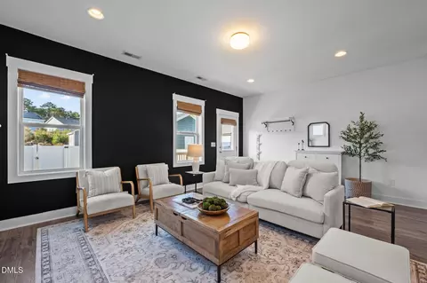 614 Great Ridge Pkwy, Chapel Hill, NC 27516