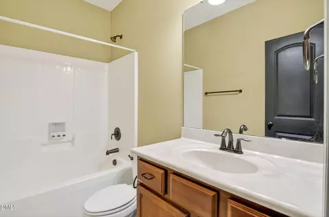 Bath - 1317 Plunket Dr, Wake Forest, NC 27587 photo 2 of 5