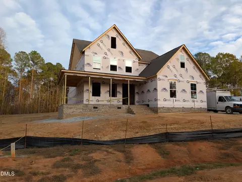 192 Quail Point Cir, Clayton, NC 27520