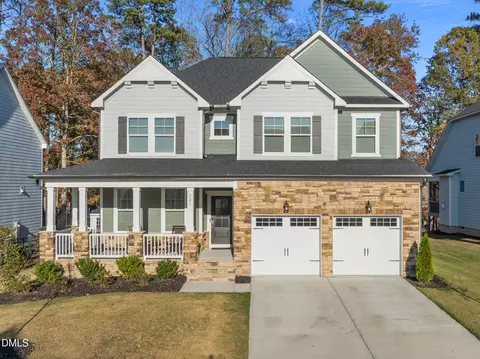 321 Pond Overlook Ct, Knightdale, NC 27545