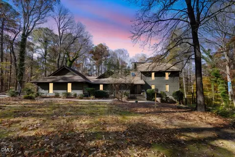 1412 Arboretum Dr, Chapel Hill, NC 27517