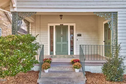 Exterior - 1313 Watts St, Durham, NC 27701 photo 2 of 7