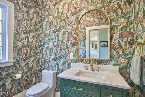 Bath - 1313 Watts St, Durham, NC 27701 photo 1 of 4
