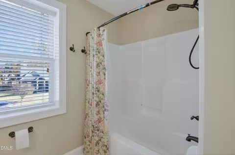 Bath - 49 Dandy Flush Ct, Garner, NC 27529 photo 5 of 5