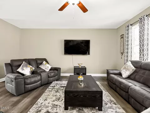 Living - 719 Wakeland Dr, Garner, NC 27529 photo 2 of 5