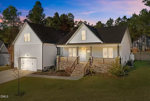 381 Heart Pine Dr, Wendell, NC 27591