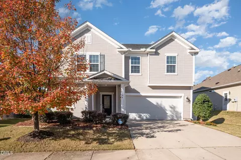 104 Oak Rise Ln, Fuquay Varina, NC 27526