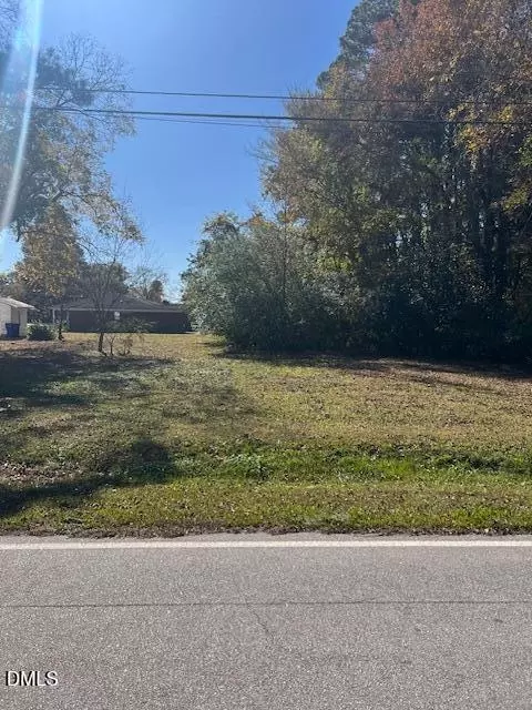 403 W Edwards St, Princeton, NC 27569