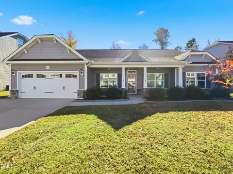 434 Bridgehaven Dr, Raeford, NC 28376