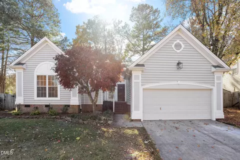 2416 Buckwater Ct, Raleigh, NC 27615
