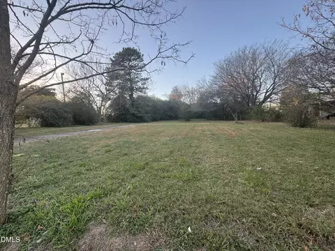 1909 Carr Creek Rd, Sanford, NC 27332