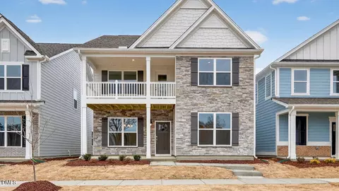 521 Dorset Stream Dr, Fuquay Varina, NC 27526