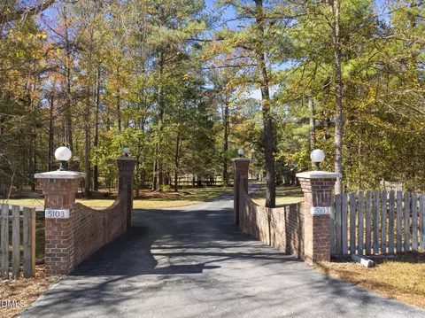 5103 Pulley Town Rd, Zebulon, NC 27597