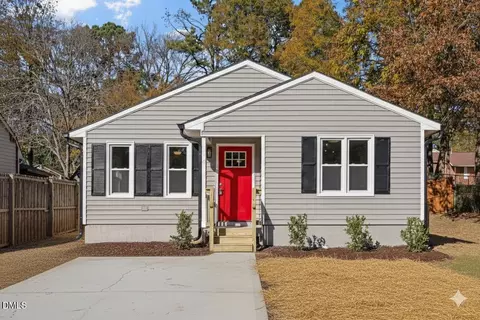 807 Shari Ct, Durham, NC 27704