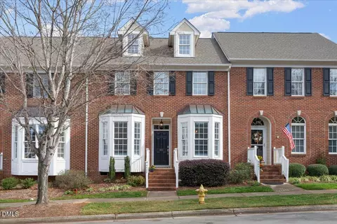 4857 Linksland Dr, Holly Springs, NC 27540