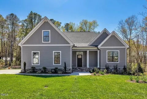 12885 Mallard Rock Dr, Zebulon, NC 27597