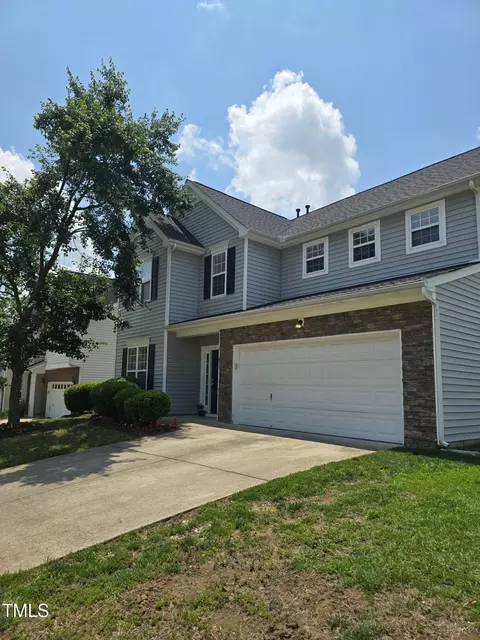 2330 Lazy River Dr, Raleigh, NC 27610