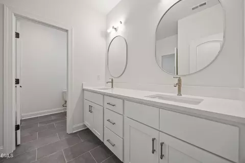 Bath - 3817 Coach Lantern Ave, Wake Forest, NC 27587 photo 5 of 6
