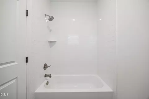 Bath - 3817 Coach Lantern Ave, Wake Forest, NC 27587 photo 6 of 6