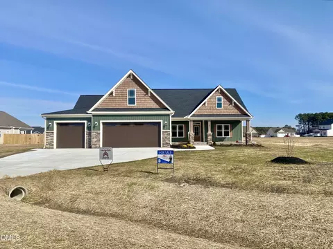 205 Rae Dr, Pikeville, NC 27863