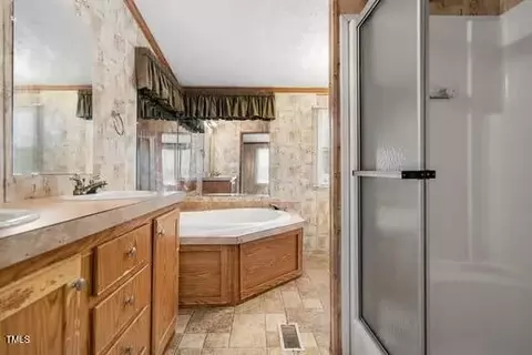 4210 Scronce Rd, Harrells, NC 28444 photo 12