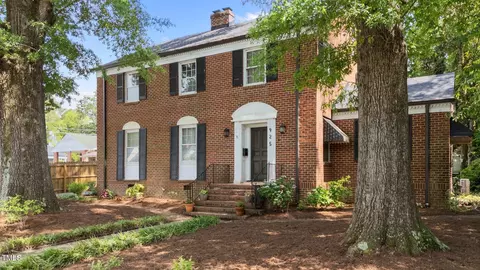 925 S Chestnut St, Henderson, NC 27536