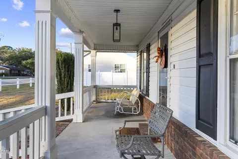 Exterior - 179 Iris Bryant Rd, Erwin, NC 28339 photo 2 of 3