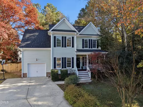 104 Pine Tag Ct, Apex, NC 27502