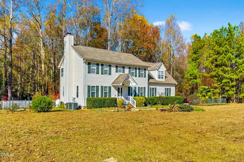8724 Highmore Trl, Raleigh, NC 27603
