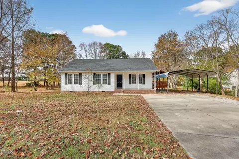 637 Bullhardt Dr, Zebulon, NC 27597