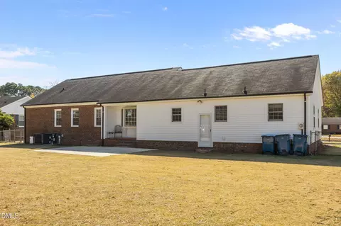311 Marlowe Dr, Dunn, NC 28334 photo 39
