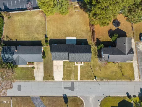 311 Marlowe Dr, Dunn, NC 28334 photo 8