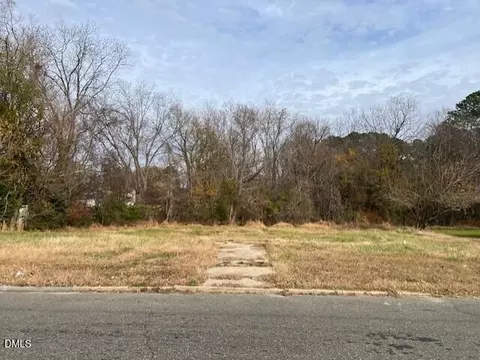 501 Raleigh St, Oxford, NC 27565