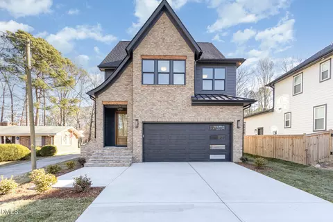 907 Danbury Dr, Durham, NC 27703