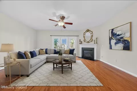 1017 Frank Page Dr, Cary, NC 27511