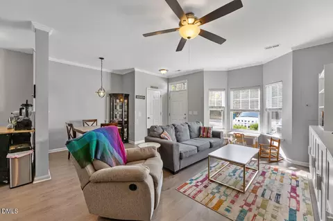 401 Scripps Ln #104, Raleigh, NC 27610