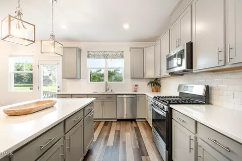 Kitchen - 1053 Shoreside Dr, Durham, NC 27713 photo 4 of 4