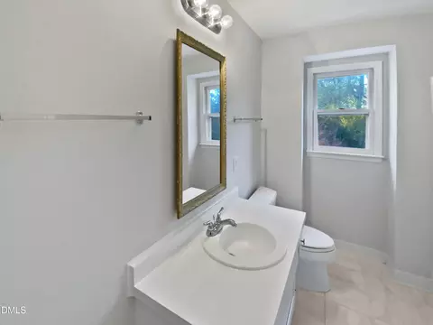 Bath - 3136 Merrianne Dr, Raleigh, NC 27607 photo 4 of 5