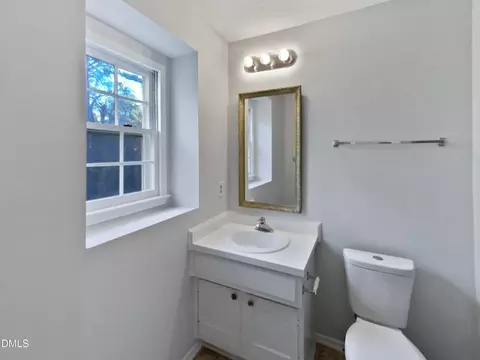 Bath - 3136 Merrianne Dr, Raleigh, NC 27607 photo 2 of 5