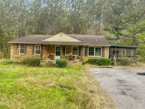142 Kings Rd, Henderson, NC 27537