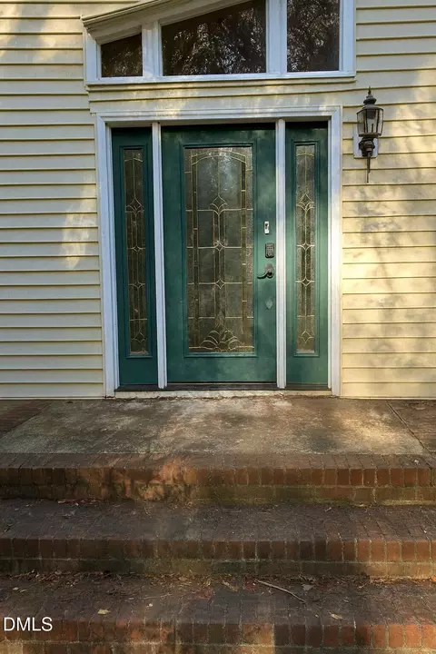 102 Coronado Way, Cary, NC 27511