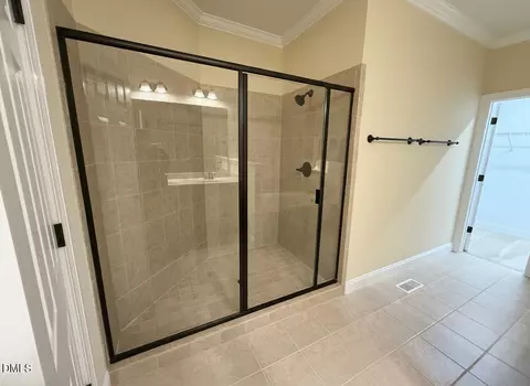 Bath - 640 Canvas Dr, Wake Forest, NC 27587 photo 2 of 4