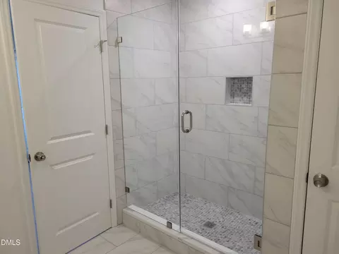 Bath - 307 East End Ave, Durham, NC 27703 photo 3 of 7