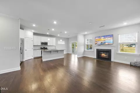 Living - 1011 Meadow Pond Dr, Durham, NC 27703 photo 1 of 2