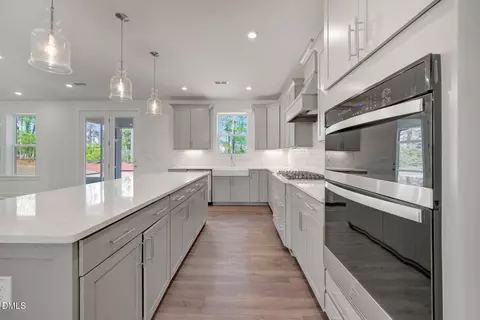 1221 Opal Ln, Durham, NC 27705 photo 9
